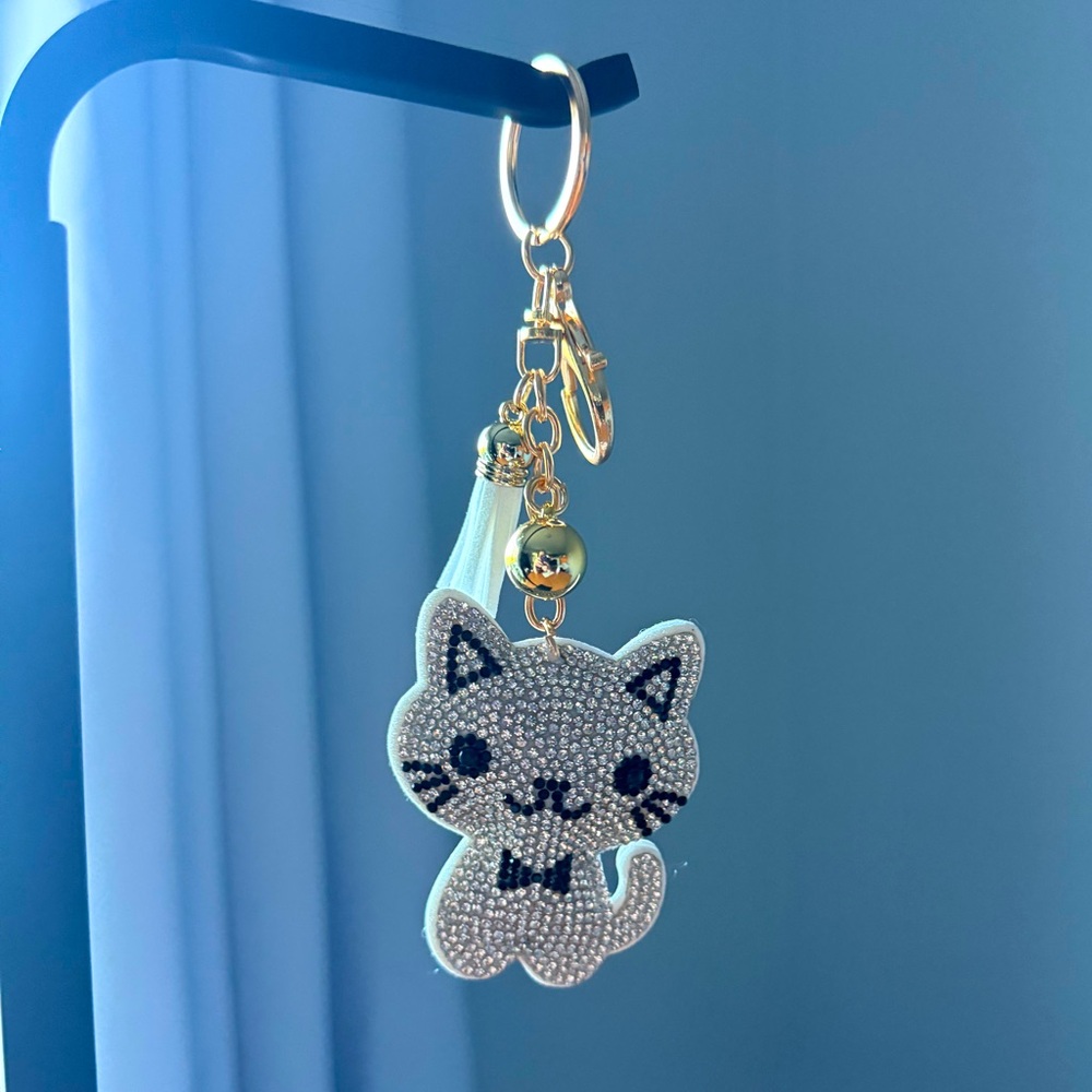 Sparkling White Cat Bag Charm